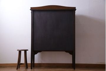 アンティーク家具　アンティーク　オーク材　アールデコのデザインがおしゃれなキャビネット(収納棚、本箱)