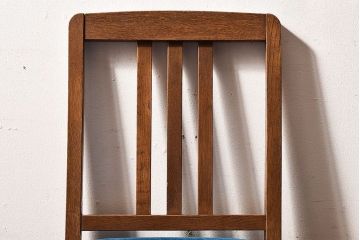 レトロ家具　昭和レトロ　小ぶりな木製ダイニングチェア(椅子、イス)