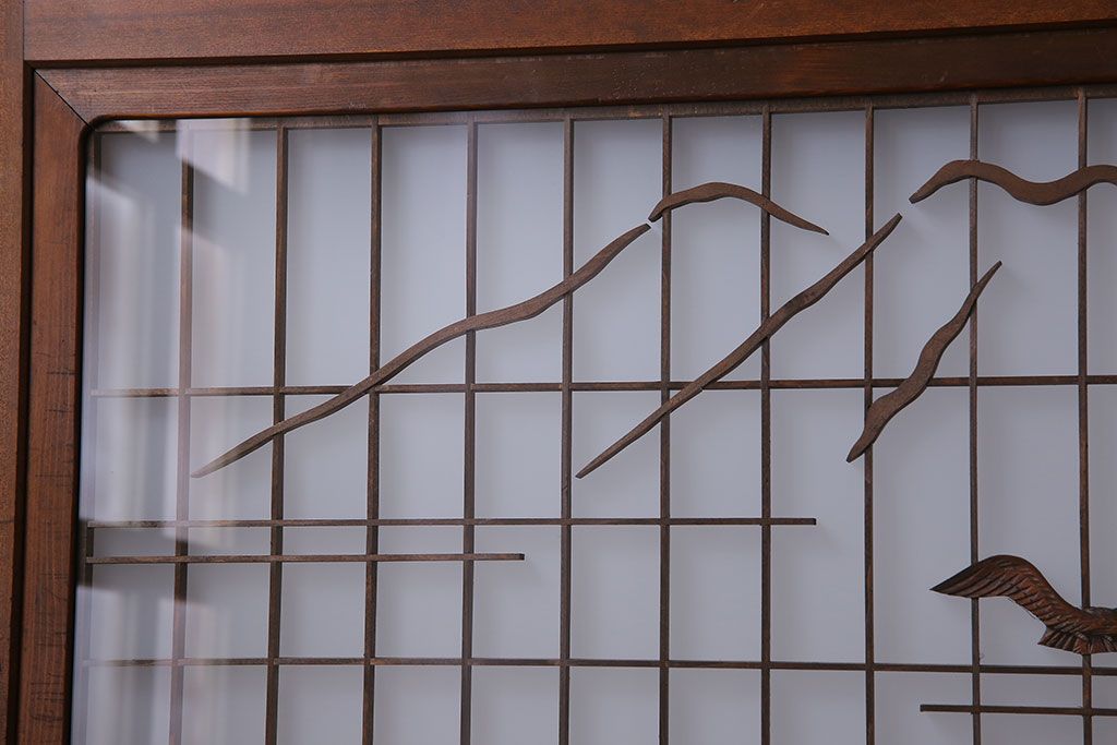 和製アンティーク　腰板ケヤキ材　帯の意匠が目を引く上質なガラス帯戸(板戸、引き戸、建具)