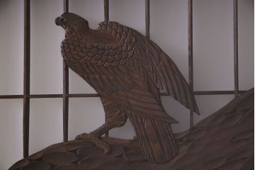 和製アンティーク　腰板ケヤキ材　帯の意匠が目を引く上質なガラス帯戸(板戸、引き戸、建具)