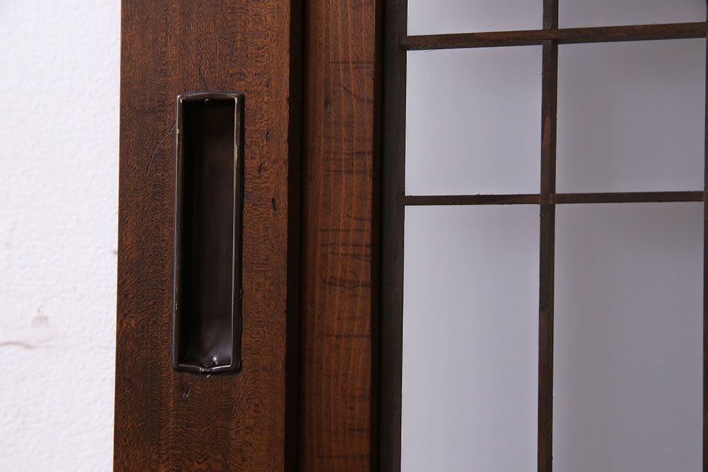 和製アンティーク　腰板ケヤキ材　帯の意匠が目を引く上質なガラス帯戸(板戸、引き戸、建具)