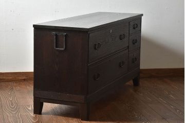 【C様ご成約分】昭和レトロ　前面ケヤキ材　落ち着いた色味の脚付きローチェスト(キャビネット、引き出し、テレビボード)