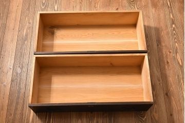 【C様ご成約分】昭和レトロ　前面ケヤキ材　落ち着いた色味の脚付きローチェスト(キャビネット、引き出し、テレビボード)