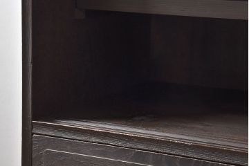 レトロ家具　和製アンティーク　前面ケヤキ材　レトロな雰囲気漂う脚付きローボード(キャビネット、収納棚、テレビボード)