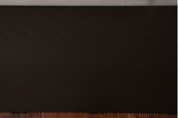 レトロ家具　和製アンティーク　前面ケヤキ材　レトロな雰囲気漂う脚付きローボード(キャビネット、収納棚、テレビボード)