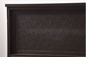 レトロ家具　和製アンティーク　前面ケヤキ材　レトロな雰囲気漂う脚付きローボード(キャビネット、収納棚、テレビボード)