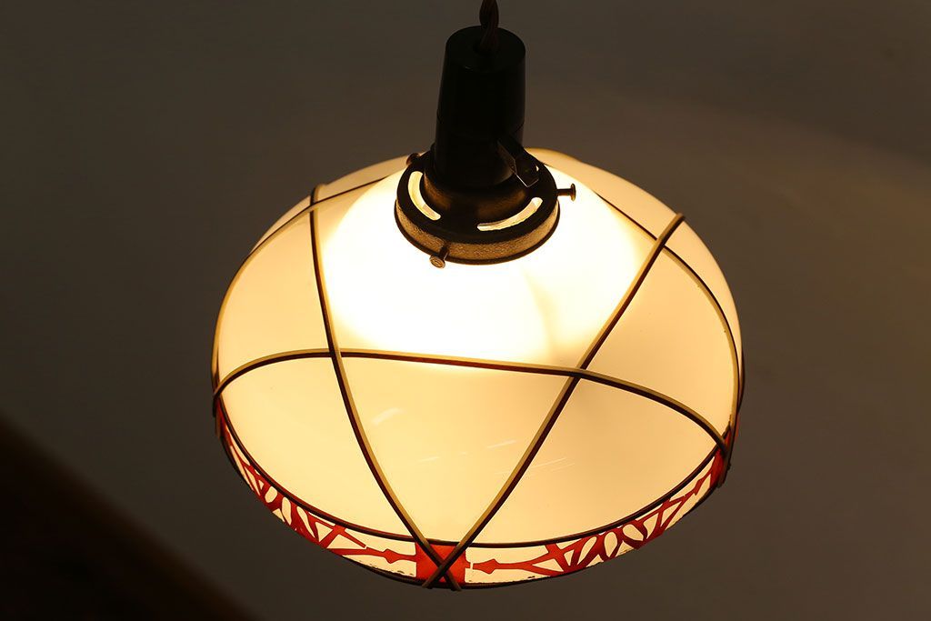 和製アンティーク　装飾がおしゃれなシェード(ペンダントライト)
