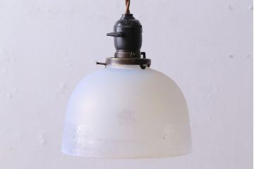 和製アンティーク　上品なオパールガラスのシェード(ペンダントライト)