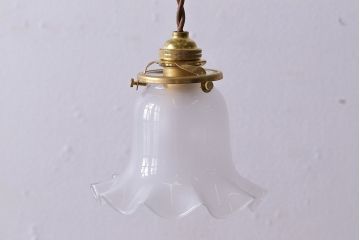 昭和レトロ　愛らしいフリルシェードのペンダントライト(天井照明)