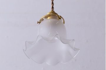 昭和レトロ　愛らしいフリルシェードのペンダントライト(天井照明)
