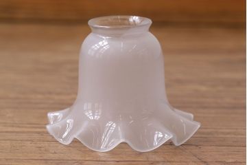 昭和レトロ　愛らしいフリルシェードのペンダントライト(天井照明)