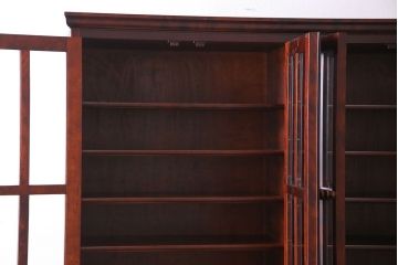 中古美品　カバ材　気品のある民芸調食器棚(収納棚、戸棚)(松本民芸家具、北海道民芸家具)(定価52万円)