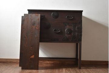 アンティーク家具　和製アンティーク　和モダンな時代箪笥サイドボード(脚付きチェスト、衣装箪笥)