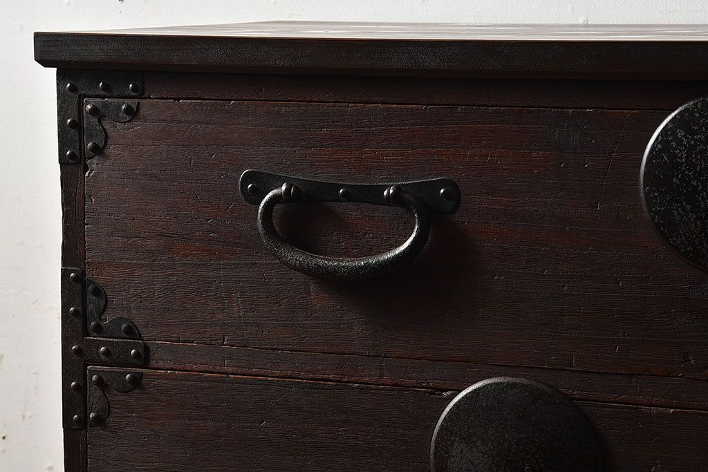 アンティーク家具　和製アンティーク　和モダンな時代箪笥サイドボード(脚付きチェスト、衣装箪笥)