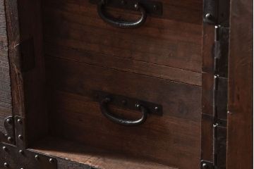 アンティーク家具　和製アンティーク　和モダンな時代箪笥サイドボード(脚付きチェスト、衣装箪笥)