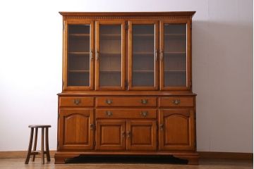 中古美品　横浜ダニエル(daniel)　A-213　飾り棚(食器棚、カップボード)(定価約120万円)