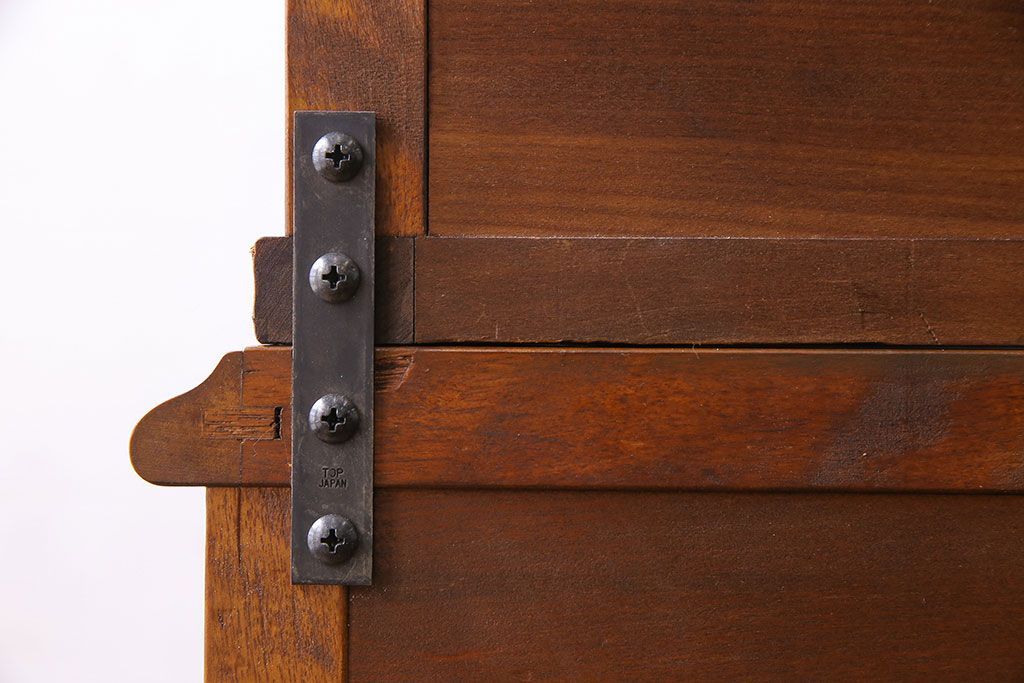 中古美品　横浜ダニエル(daniel)　A-213　飾り棚(食器棚、カップボード)(定価約120万円)