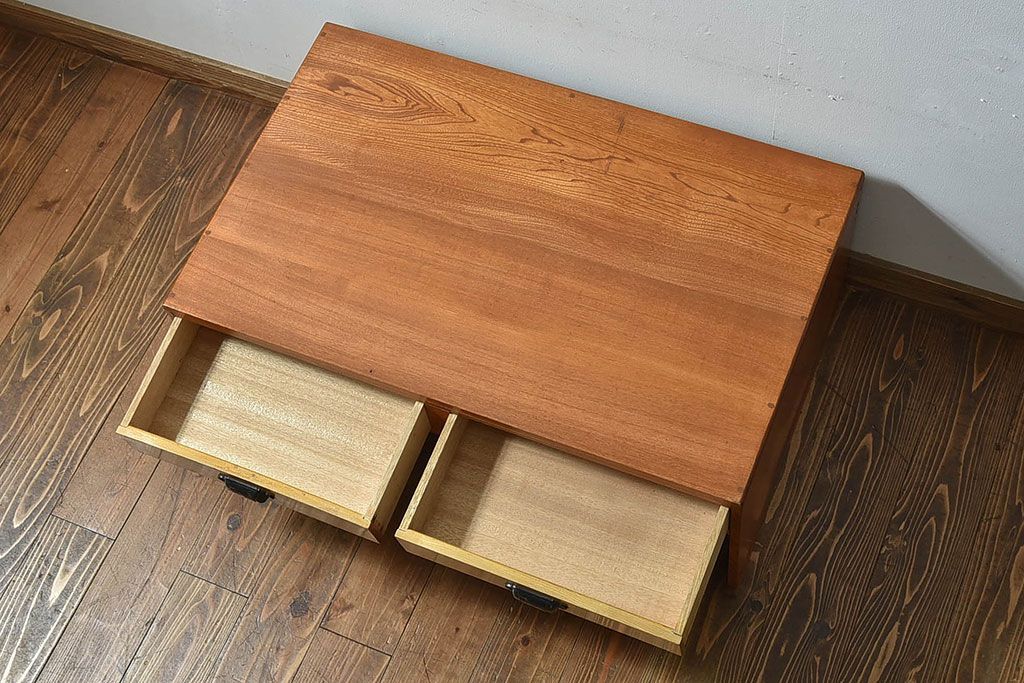 レトロ家具　昭和レトロ　栓材　明るい木肌のローテーブル(座卓、文机、作業台)