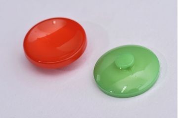 アンティーク雑貨　ビンテージ　カラフルな古いボタン9色セット