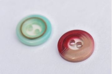 アンティーク雑貨　シックなデザインのビンテージボタンセット