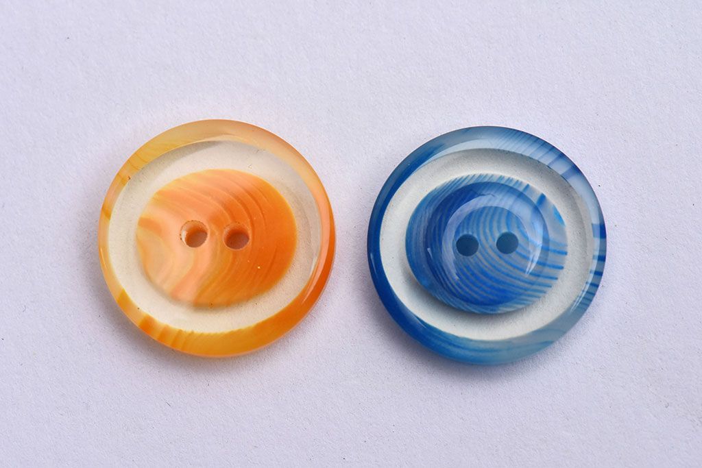 アンティーク雑貨　ポップなカラーが可愛らしいビンテージボタンセット