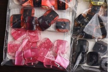 アンティーク雑貨　バイカラー!エレガントなデザインのビンテージボタンセット