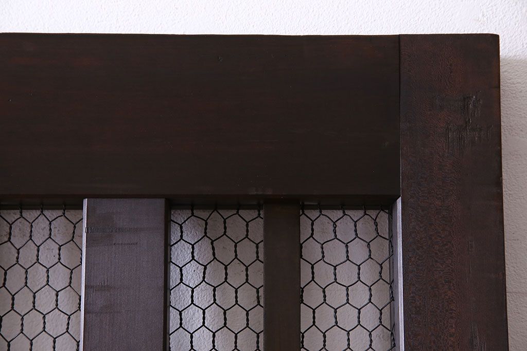 和製アンティーク　明治期!堅牢な佇まいが魅力的なくぐり戸(蔵戸、玄関戸)