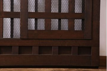 和製アンティーク　明治期!堅牢な佇まいが魅力的なくぐり戸(蔵戸、玄関戸)