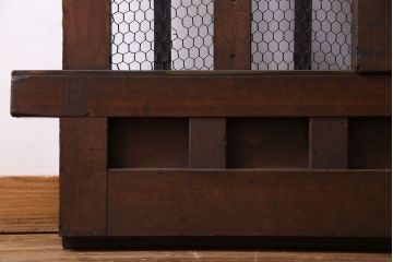 和製アンティーク　明治期!堅牢な佇まいが魅力的なくぐり戸(蔵戸、玄関戸)