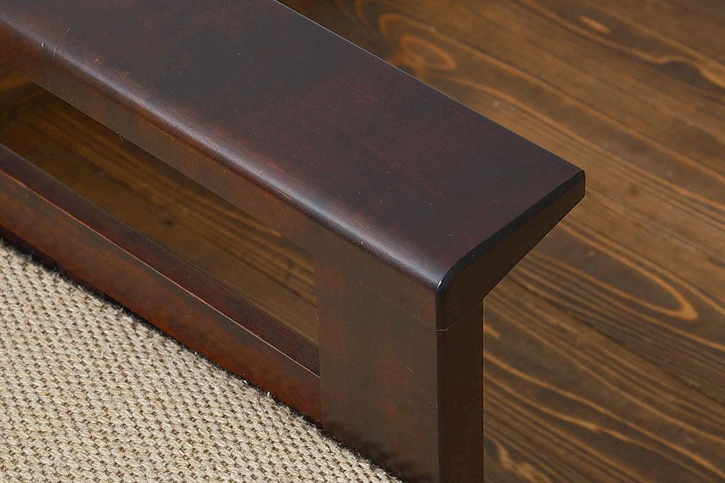 中古美品　北海道民芸家具　重厚な佇まいシングルソファ(1人掛けソファ、アームソファ)(定価17万)(1)