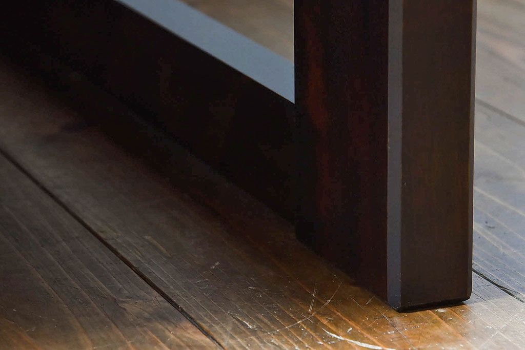 中古美品　北海道民芸家具　重厚な佇まいシングルソファ(1人掛けソファ、アームソファ)(定価17万)(2)