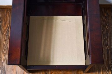 中古美品　北海道民芸家具　重厚な佇まいシングルソファ(1人掛けソファ、アームソファ)(定価17万)(2)