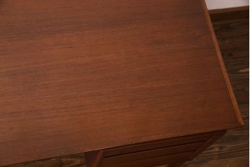 北欧家具　デンマーク製　チーク材　大振りなビンテージデスク(ワークデスク、在宅ワーク、在宅用、両袖机)