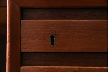 北欧家具　デンマーク製　チーク材　大振りなビンテージデスク(ワークデスク、在宅ワーク、在宅用、両袖机)