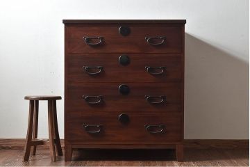 アンティーク家具　和製アンティーク　前面ケヤキ材　和モダンな脚付きチェスト(引き出し、箪笥)