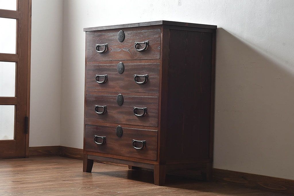 アンティーク家具　和製アンティーク　前面ケヤキ材　和モダンな脚付きチェスト(引き出し、箪笥)