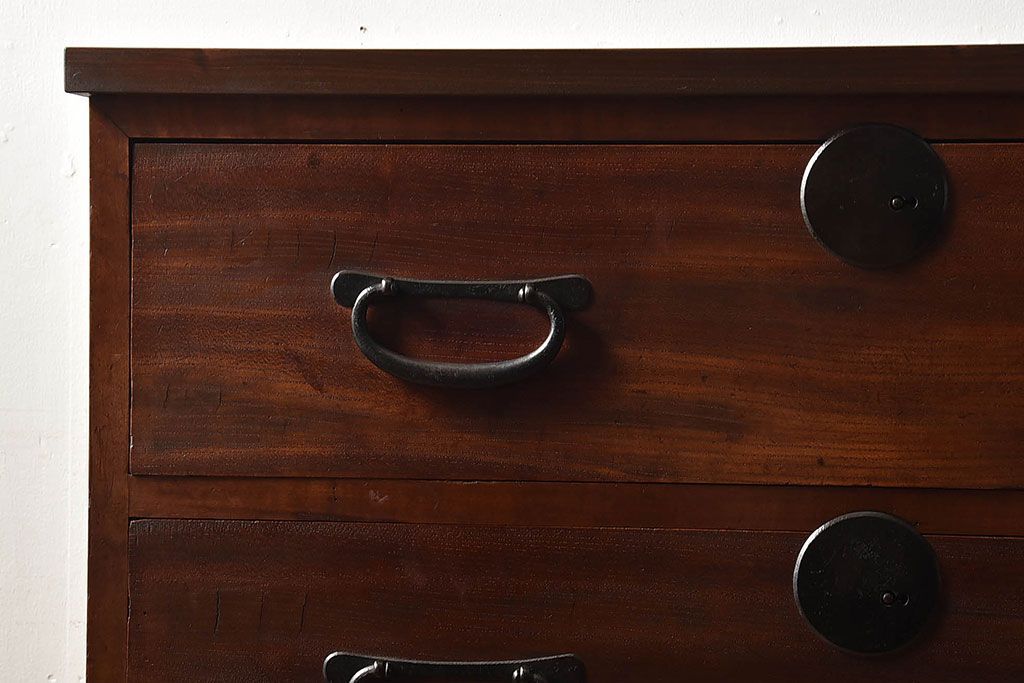 アンティーク家具　和製アンティーク　前面ケヤキ材　和モダンな脚付きチェスト(引き出し、箪笥)