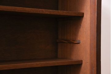 レトロ家具　昭和レトロ　脚付き!薄型のガラス戸棚(収納棚、飾り棚)