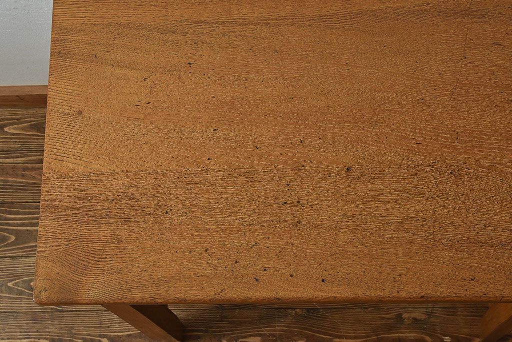 レトロ家具　昭和レトロ　木の質感が味わい深いナラ材の薄型デスク(片袖机、在宅ワーク、在宅用作業台、子供机)