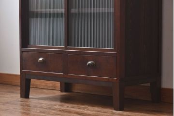 アンティーク家具　和製アンティーク　モールガラスがおしゃれなキャビネット(収納棚、戸棚、本箱)