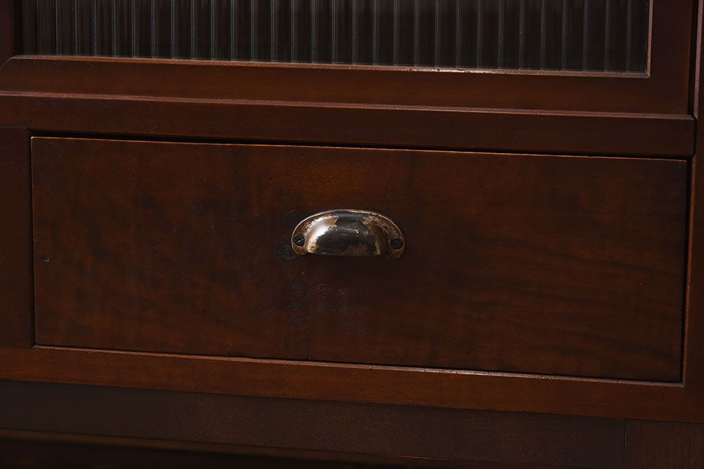 アンティーク家具　和製アンティーク　モールガラスがおしゃれなキャビネット(収納棚、戸棚、本箱)