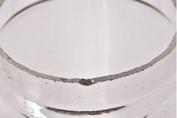 アンティーク雑貨　和製アンティーク　木製の蓋が魅力的なガラスビン(ガラス瓶、角瓶)2個セット