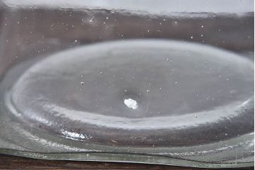 アンティーク雑貨　和製アンティーク　木製の蓋が魅力的なガラスビン(ガラス瓶、角瓶)2個セット