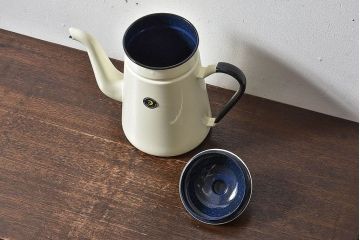 アンティーク雑貨　昭和レトロ　福島琺瑯　月星印　琺瑯製コーヒーポット(ケトル、水差し)・箱付き