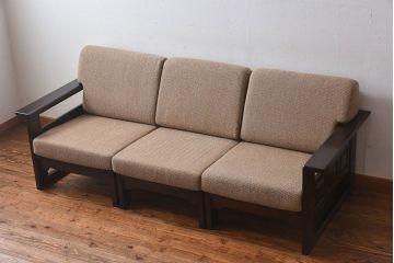 【H様ご成約済み】中古　北海道民芸家具　重厚な佇まいのトリプルソファ(3人掛けソファ、アームソファ)