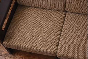 【H様ご成約済み】中古　北海道民芸家具　重厚な佇まいのトリプルソファ(3人掛けソファ、アームソファ)