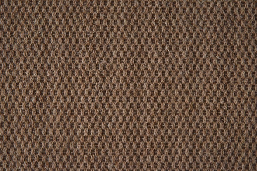 【H様ご成約済み】中古　北海道民芸家具　重厚な佇まいのトリプルソファ(3人掛けソファ、アームソファ)