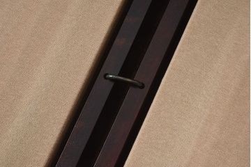 【H様ご成約済み】中古　北海道民芸家具　重厚な佇まいのトリプルソファ(3人掛けソファ、アームソファ)