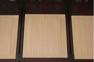 【H様ご成約済み】中古　北海道民芸家具　重厚な佇まいのトリプルソファ(3人掛けソファ、アームソファ)