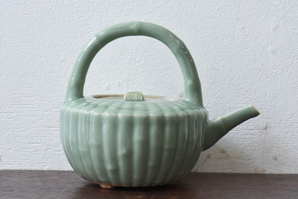 アンティーク雑貨　アンティーク　江戸期　三田焼　青磁銚子(竹節柄急須)